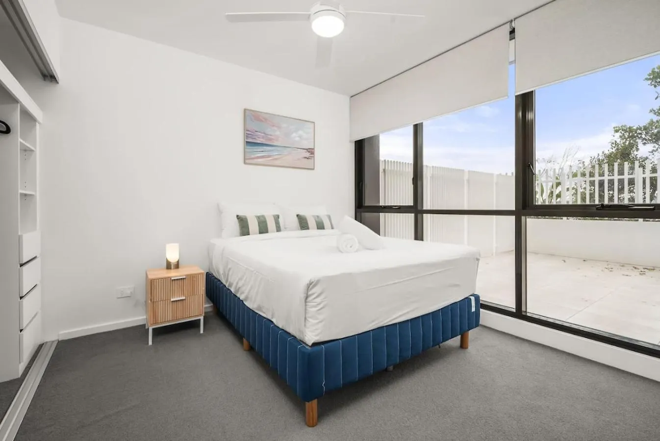 180M Terrace Spacious 2Beds Apt Near Shop And Beach Gold Coast 0*,