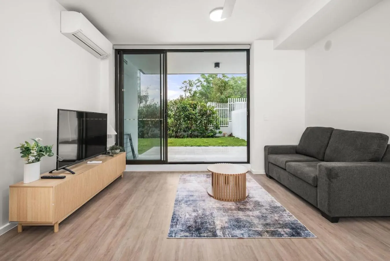 Apartment 180M Terrace Spacious 2Beds Apt Near Shop And Beach Gold Coast